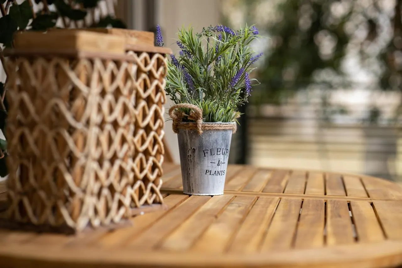 Fobillo Apartment At Charilaou Салоники